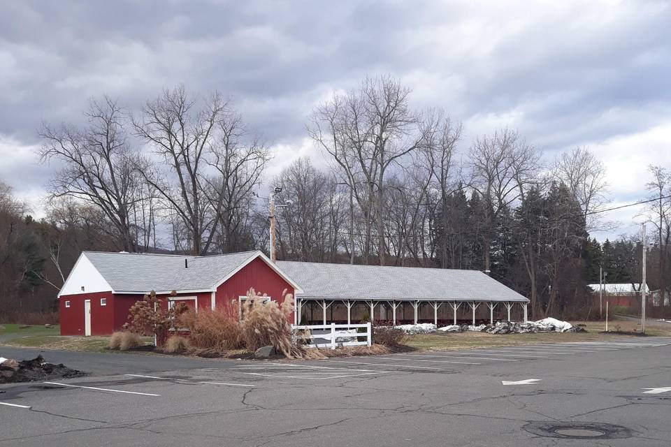 Summit View Banquet and Meeting House & Hamels Creative Catering