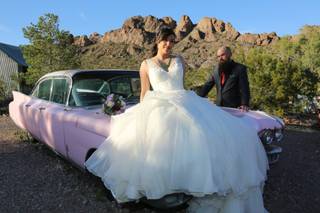 Custom Las Vegas Weddings