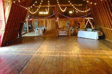 Barnes Barn Events