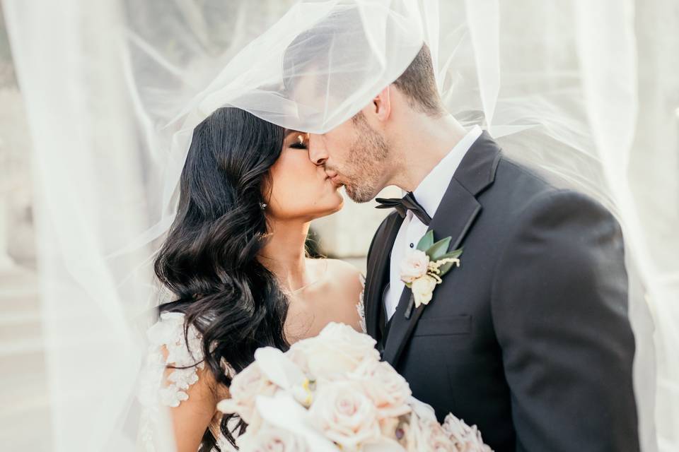 First Kiss Wedding Photos Eivan's Photography & Video