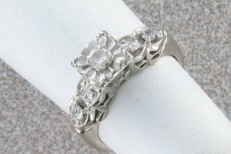 14k white gold with diamonds