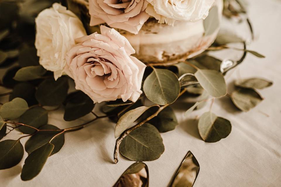 Wilted + worthy weddings/event