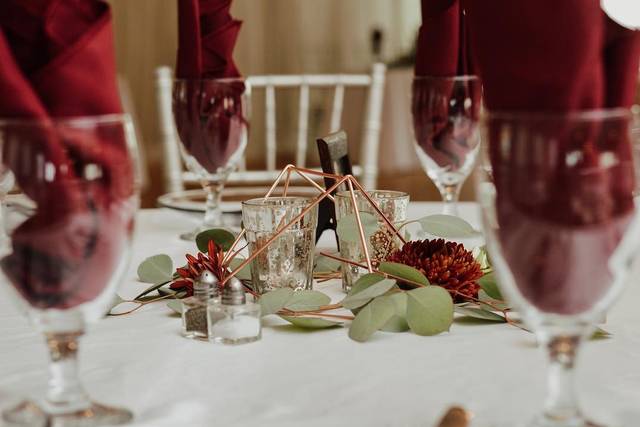 Geometric decor