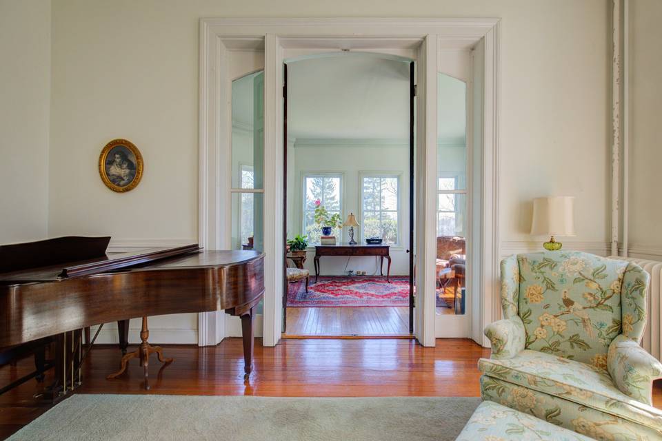 Dining Room Parlor Entrance