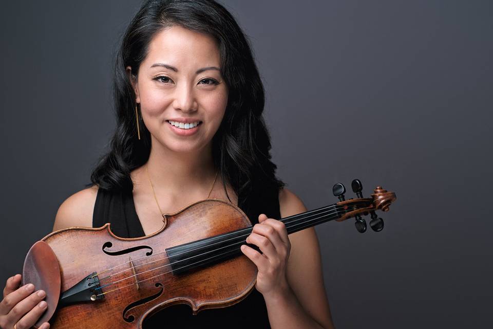 Violinist Rebecca Hamilton