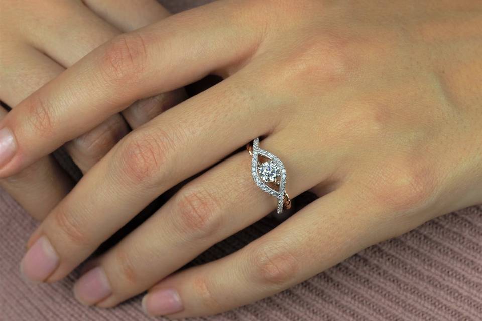 Amica Diamond Preset Ring