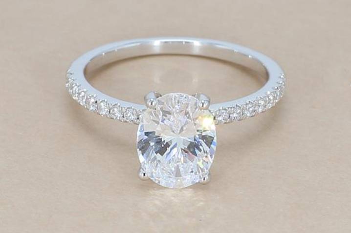 Micropave Ring (1.5ct Oval)