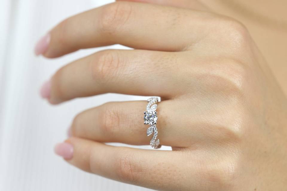 Gratia Diamond Ring