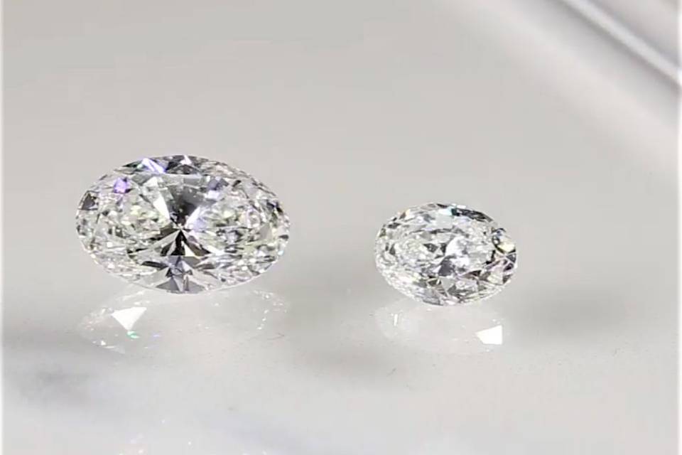 Oval Natural Diamonds