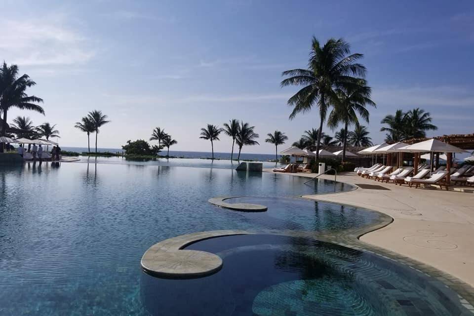 Grand Velas, Riviera Maya pool