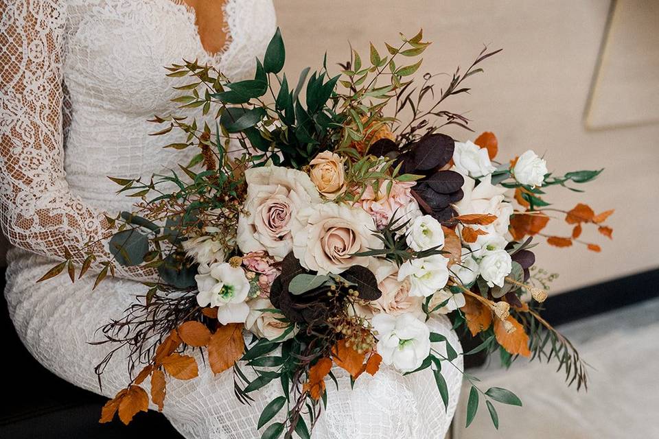 Textural Fall Bridal Bouquet