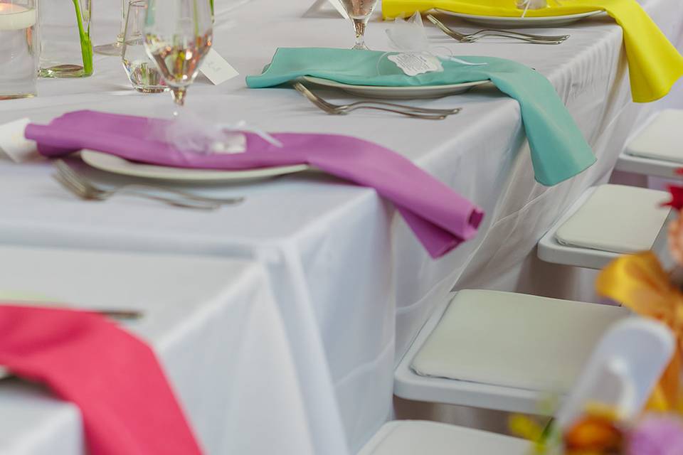 Colorful table-scape