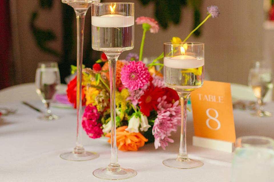 Circle table centerpiece