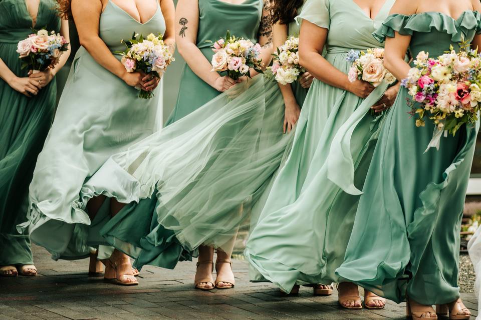 Windy bridal party