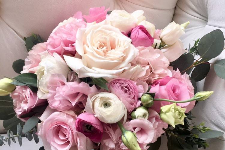 Tones of pink bouquet