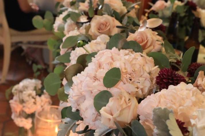 Head table florals