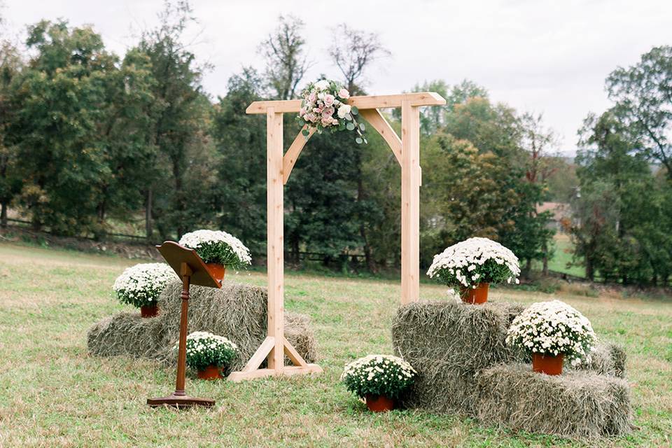 Handcrafted arbor