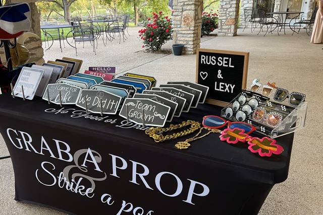 Wedding prop table