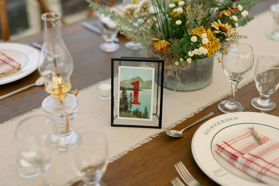 Table Setting (@homegrownvisua
