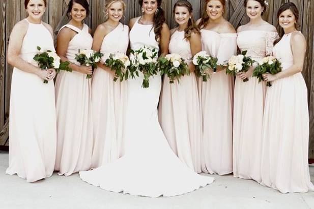 Lacy and her Bridesmaids
