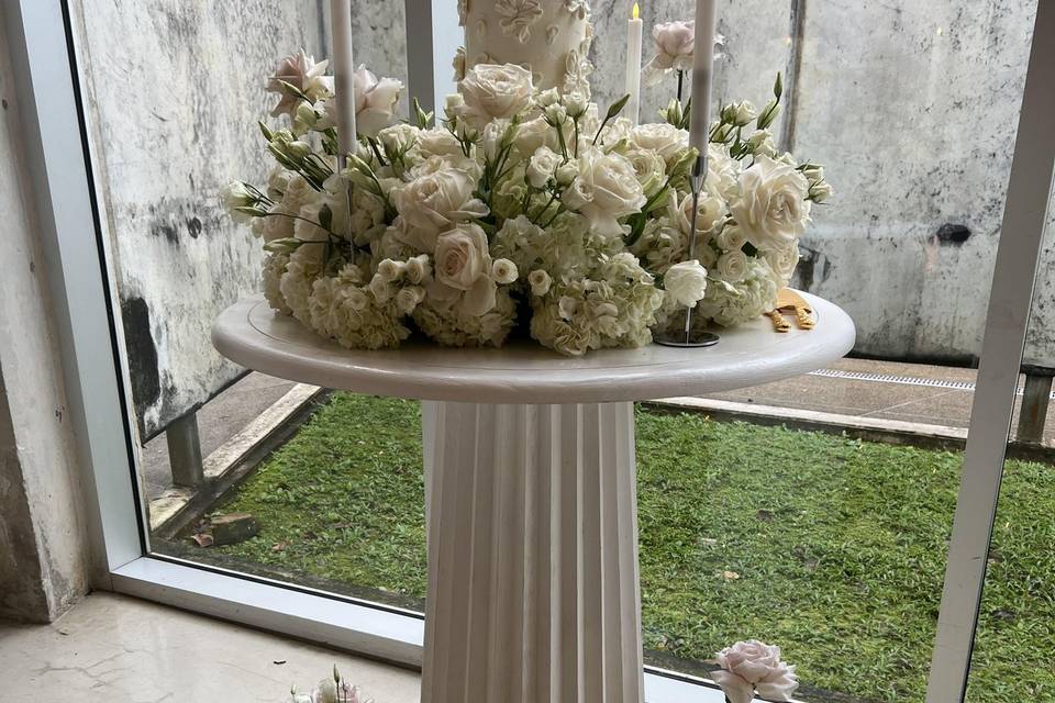 Cake table