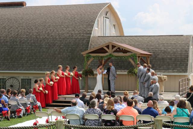 Beautiful outdoor wedding