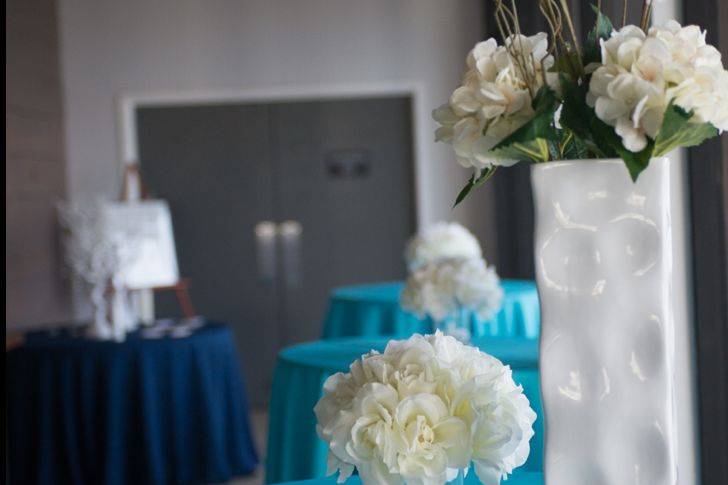 Blue table setup
