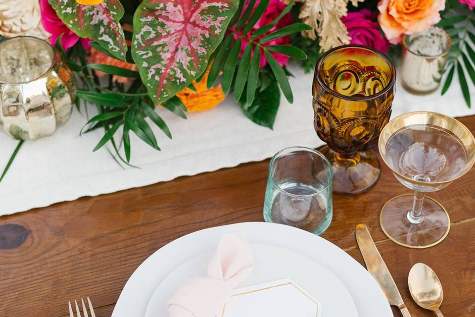 Tropical place setting