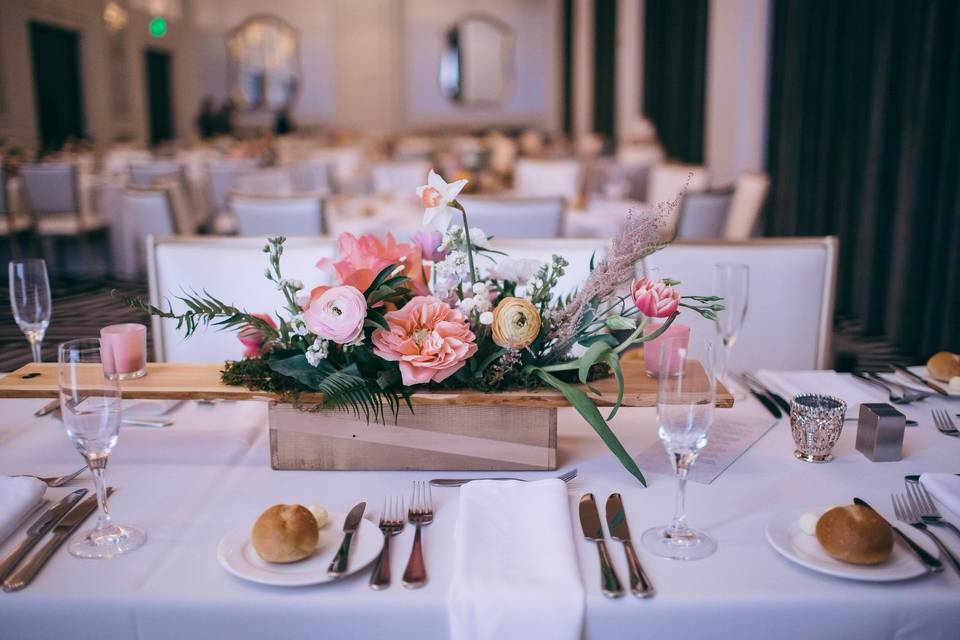 Floral centerpiece