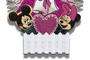 An enchanting bouquet for the love birds from Mickey and Minnie Mouse.