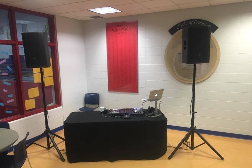 DJ station