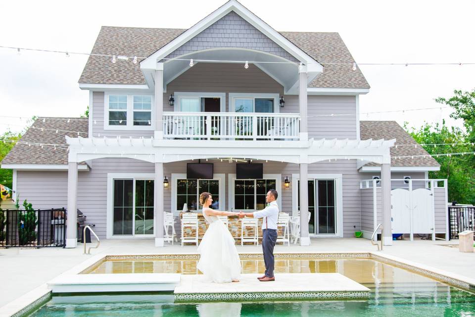 The Black Stallion | OBX WeddingPhotography: Maite PhotographyCoordination: The Proper SettingDecor: Bells & WhistlesMusic: DJ BruceCaterer: Ocean BoulevardDessert: Just DessertsRentals: Ocean Atlantic Rentals, I Do OBX ChairsHair & Makeup: Lovies Salon & Spa