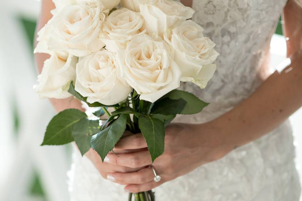 Classic white roses bouquet