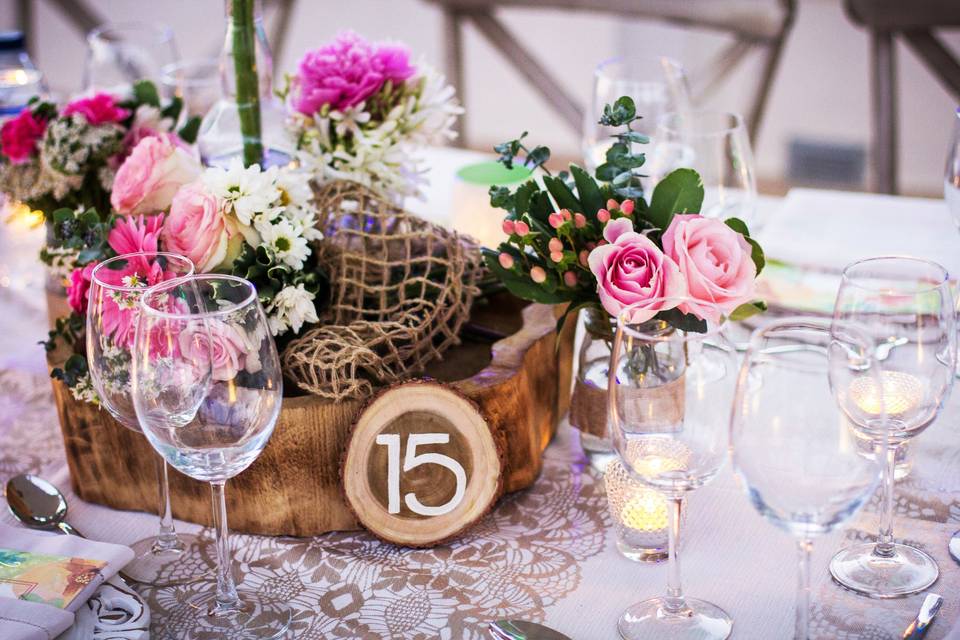 Wooden table numbers