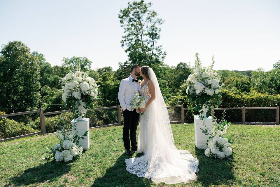 Garden Wedding Shalese Photo