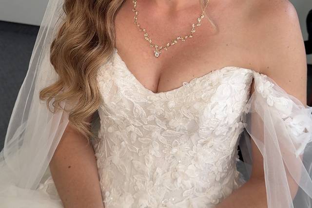 Makeup & Hair by Me