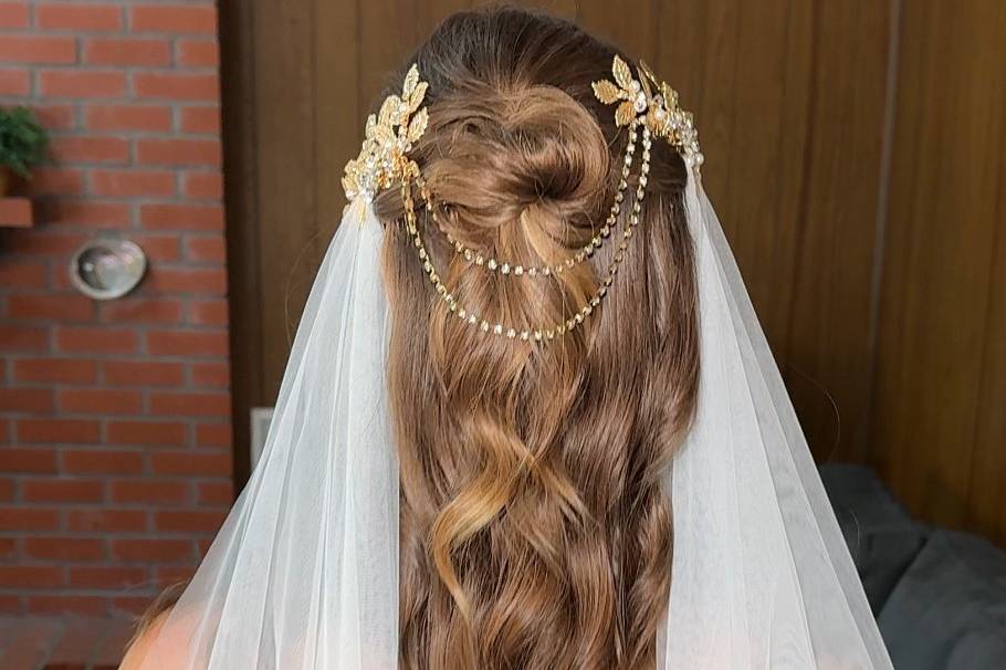 Hair By Me