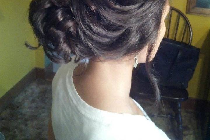 Hair bun up do