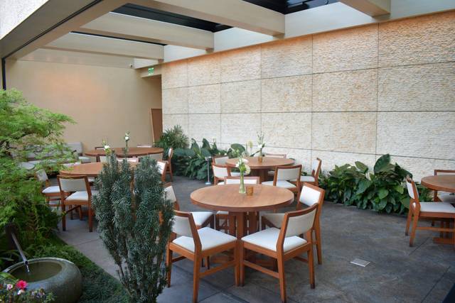 Garden Dining Room Day