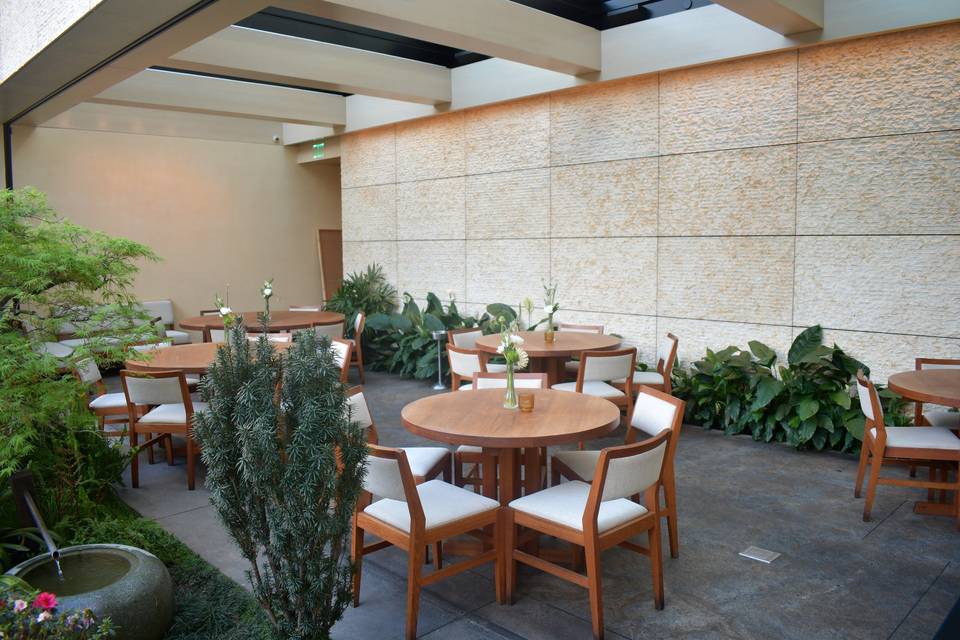 Garden Dining Room Day