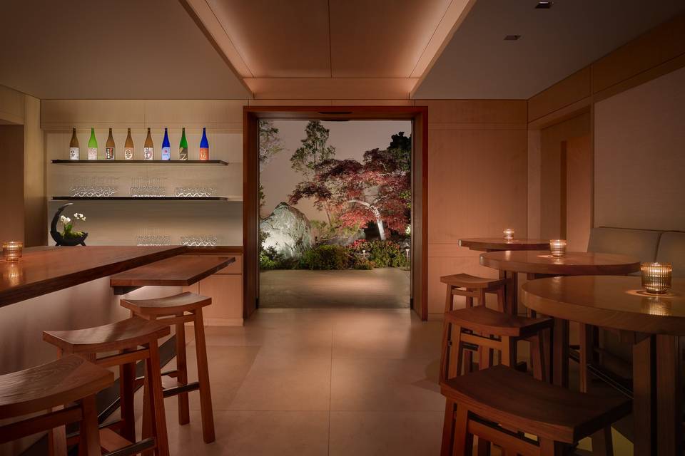 Lobby Bar Night