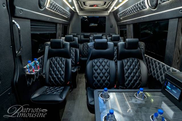 Patriots Limousine