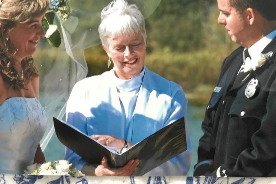 Reverend Elizabeth River Wedding Officiant