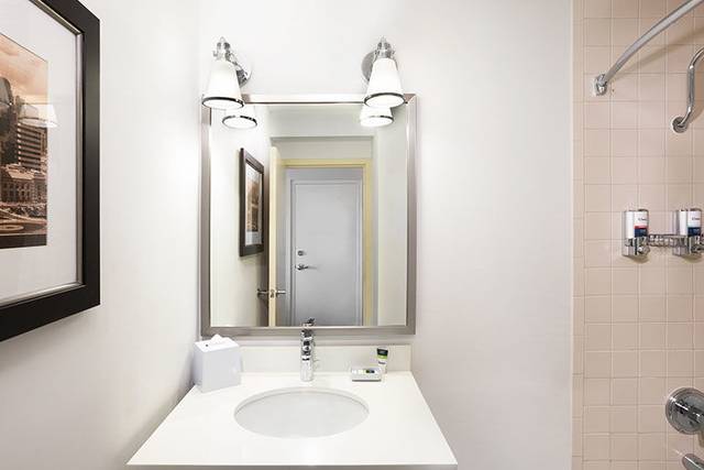 Four Points by Sheraton Kansas City Sports Complex