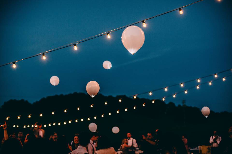 Bulb wedding decor and balloons