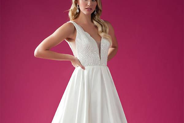 Custom Couture Wedding Dresses - Modern Trousseau Couture Bridal Collection