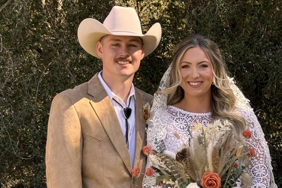 Ranch Wedding, Descanso