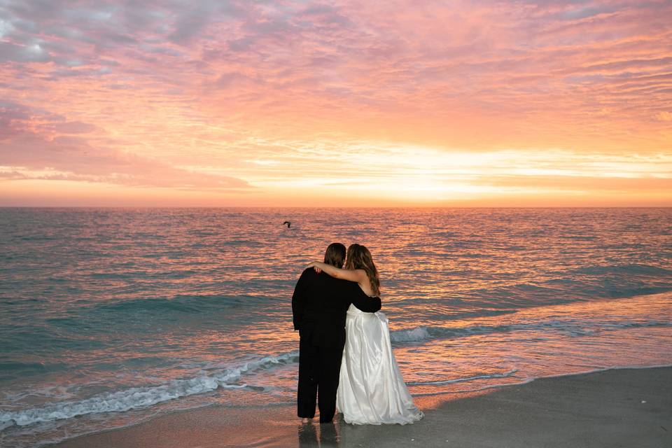 Sunset Sweethearts