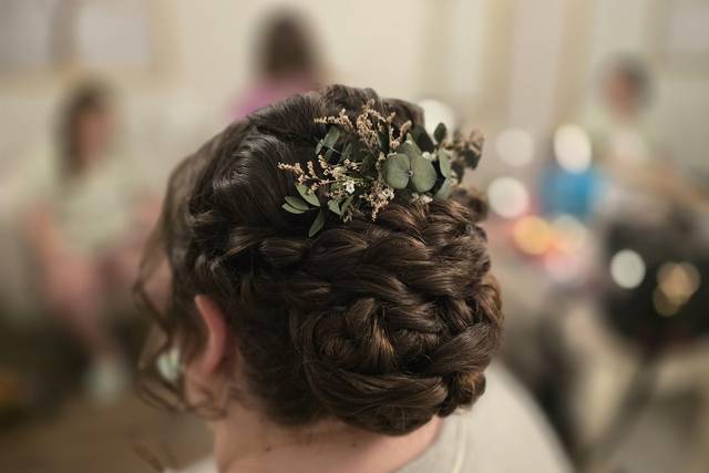 Low braided bun