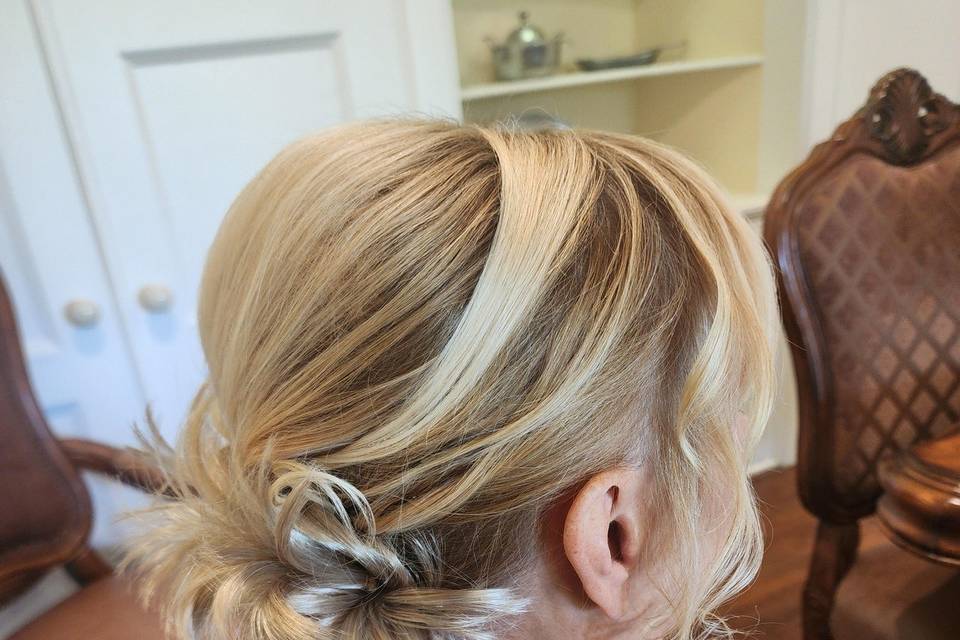 Low bun with half piece
